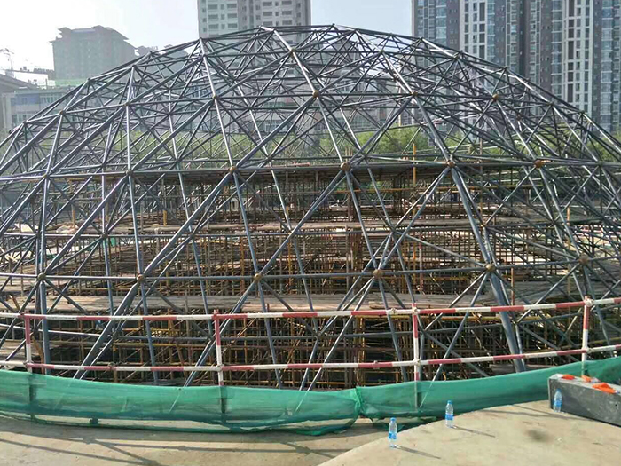 北碚球形网架钢结构施工